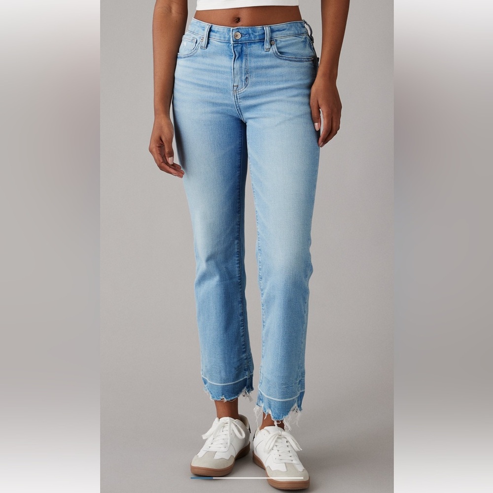 AE Stretch High-Waisted Kick Bootcut Crop Jean - Size 4 Short